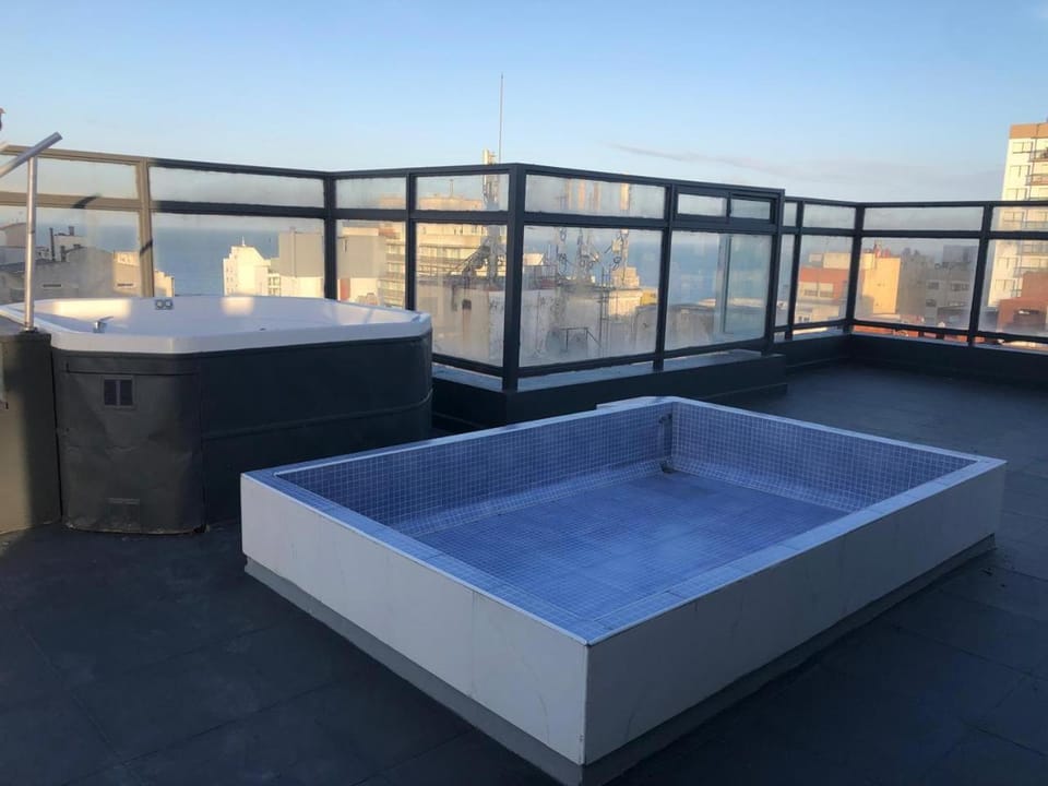 Balcony/Terrace, Swimming pool