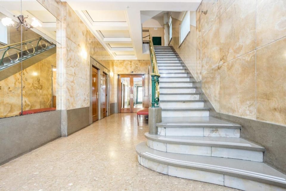 elevator