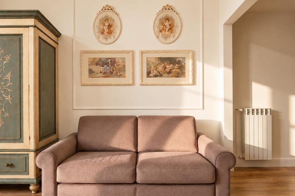 Living room, Seating area
