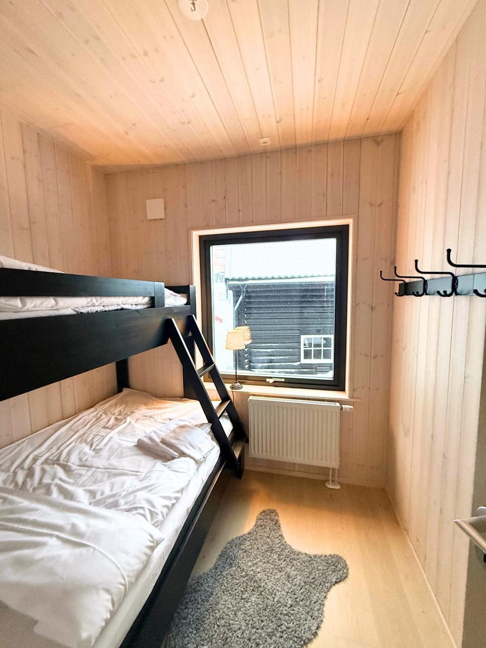 Bed, Bedroom, bunk bed