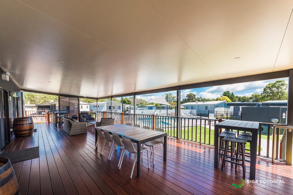 Communal lounge/ TV room, BBQ facilities, Communal kitchen, Internal: Not applicable to any particular room