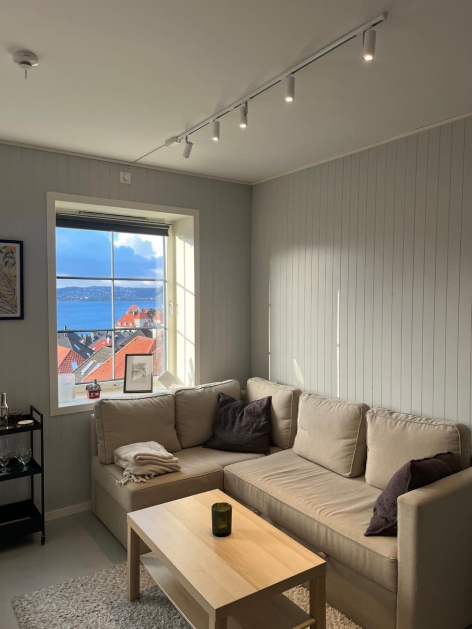 Nice and central apartment in Sandviken with sea view Apartment in Bergen