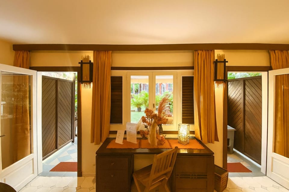 Business facilities, Seating area