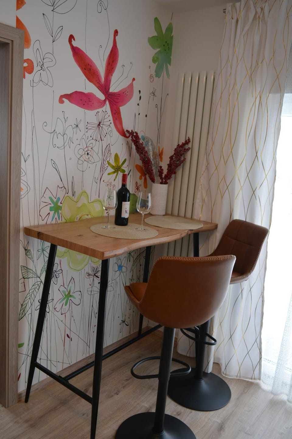 Decorative detail, Seating area