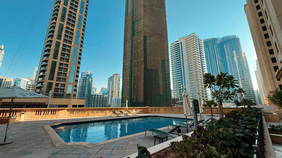 Luxe 4BR Upscale Beach Side Unit with Pool Table - Murjan 802 Apartment in Dubai