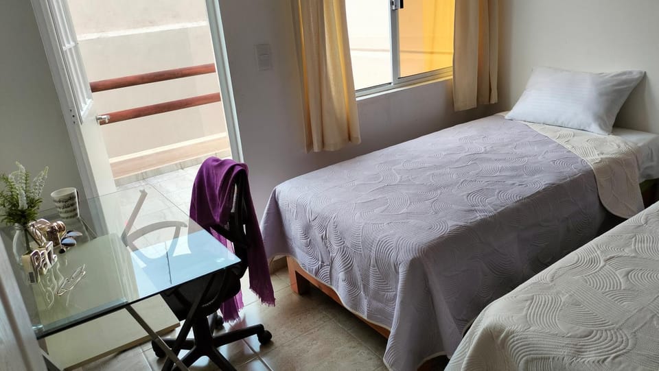 Bed, Seating area, Bedroom