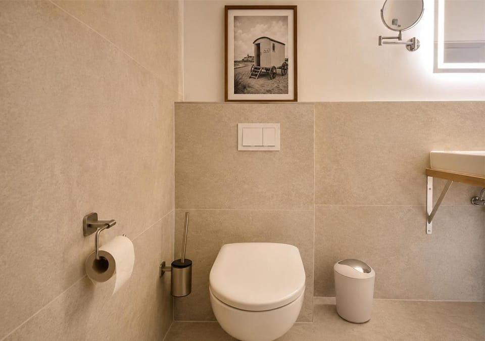 Toilet, Bathroom