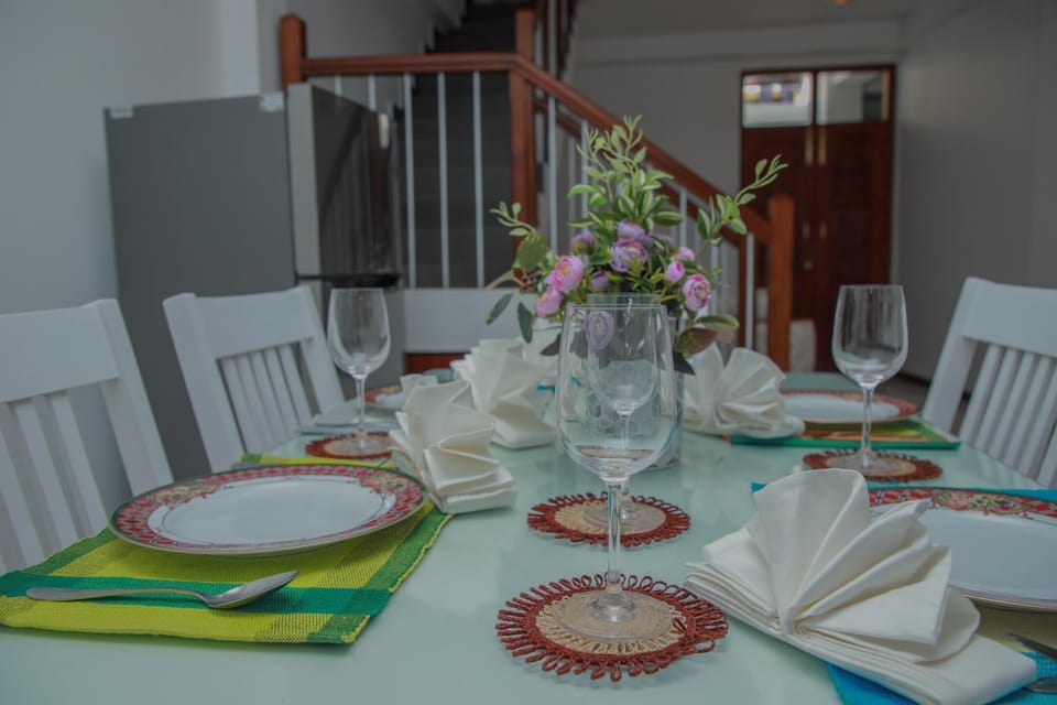 Aranya Heights Luxury 7 Pax Home House in Western Province