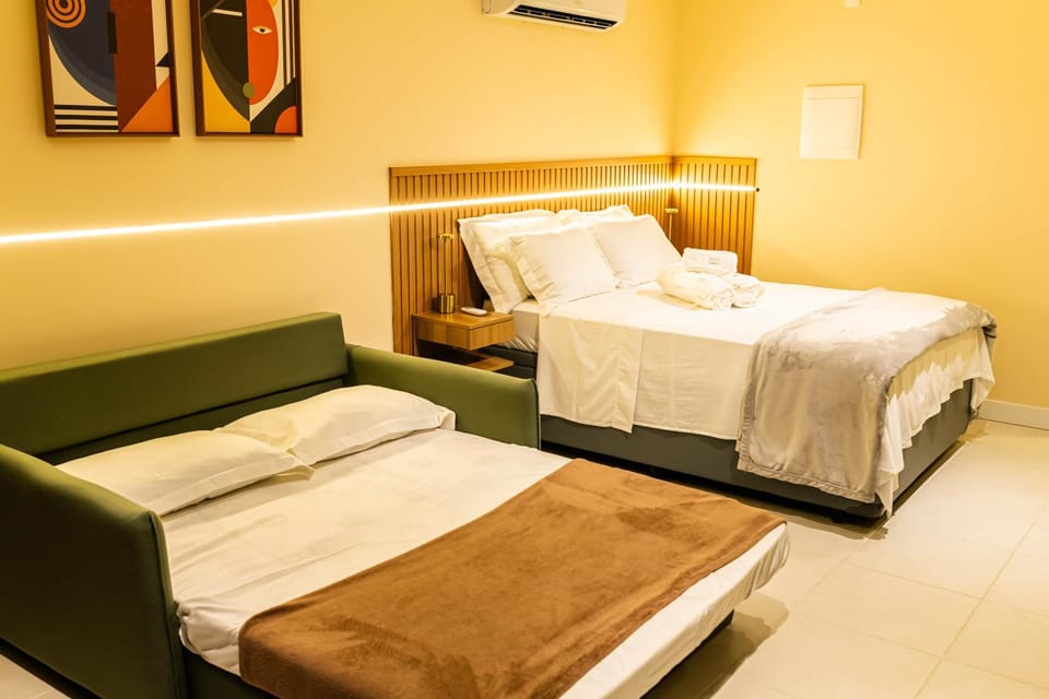 Bed, Bedroom, air conditioner
