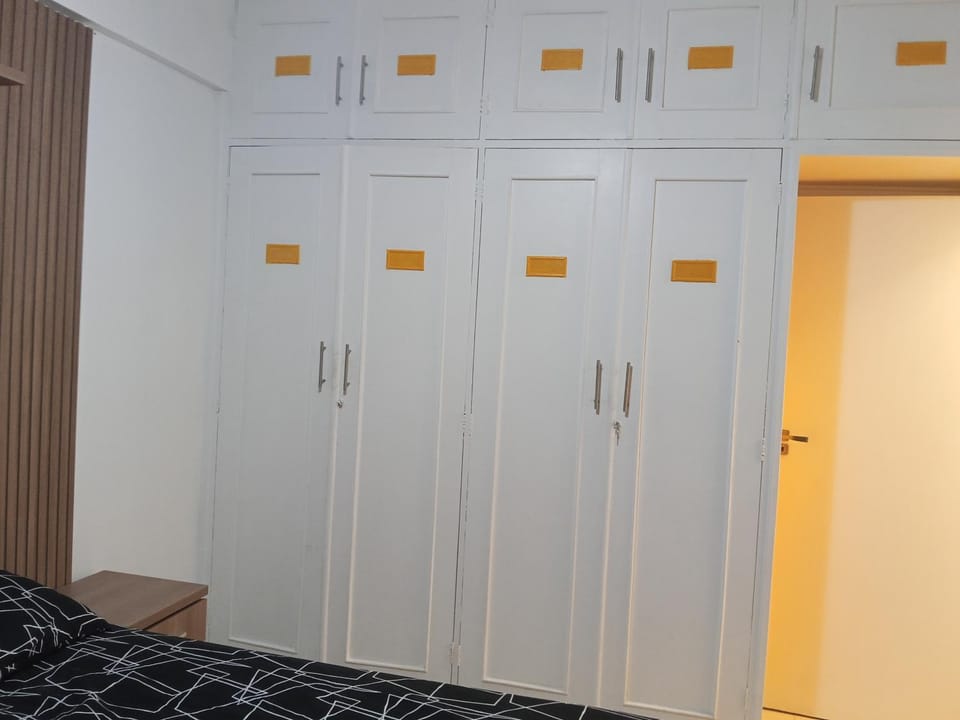 Bed, Photo of the whole room, Bedroom, wardrobe