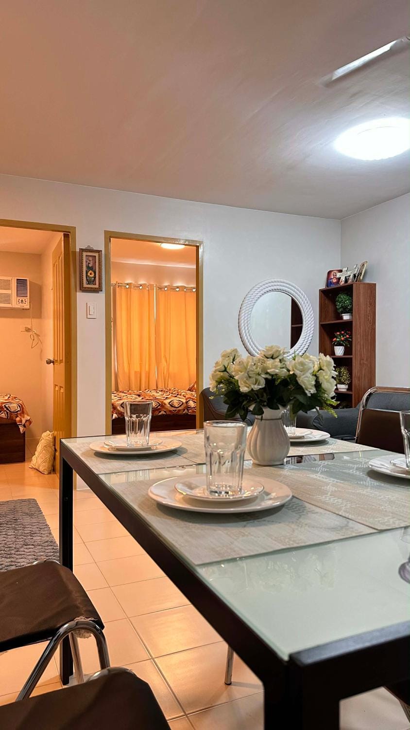 ONE SPATIAL 2Bedrooms Apartment Flat LLD Iloilo City Philippines Apartment in Iloilo City
