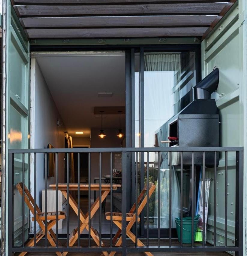 Eco Green Container- Guarda do Embaú SC Apartment in State of Santa Catarina