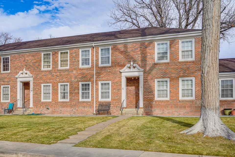 1 Mi to Downtown Pueblo! Cat-Friendly Condo House in Pueblo