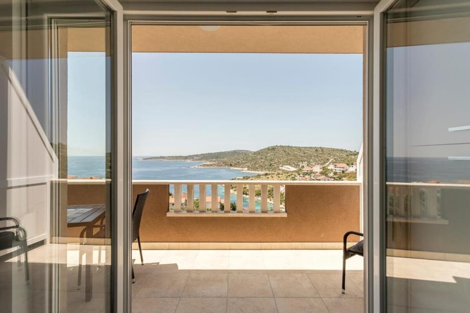 Aloha Apartment in Šibenik-Knin County, Croatia