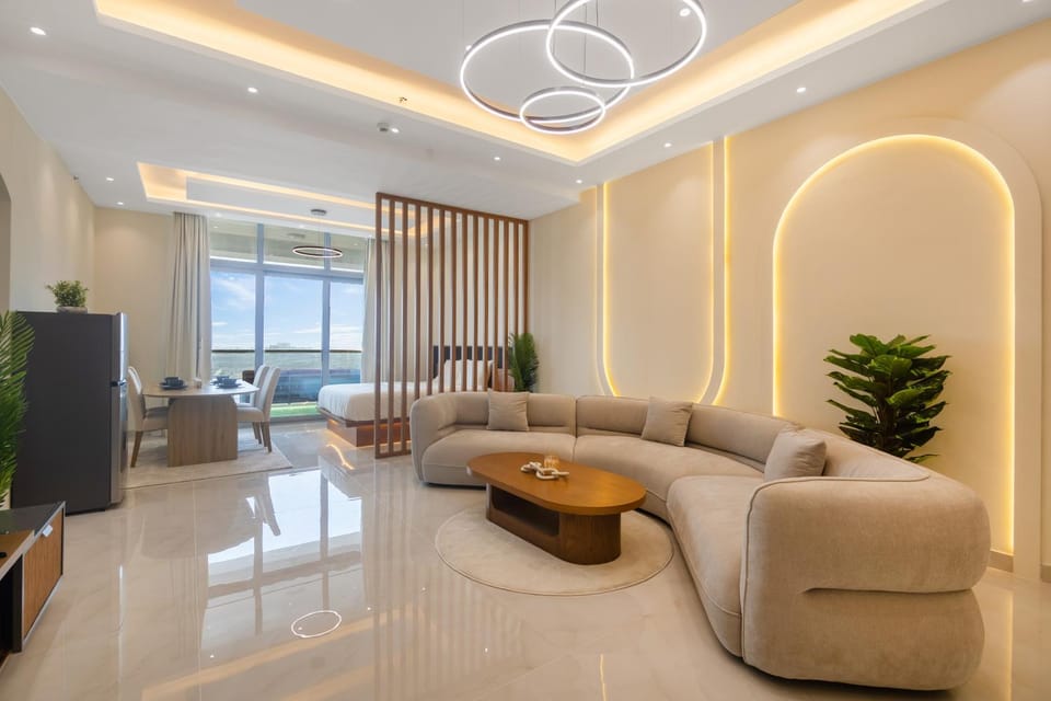Lux 3BHK With Pvt Jacuzzi in Marina - Dec 1802 Apartment in Dubai