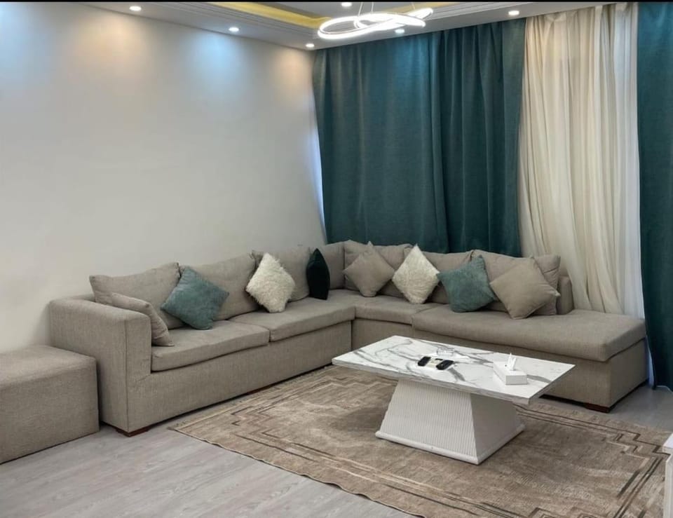 Modern Apartment in Madinaty Near Services Apartment in Cairo Governorate