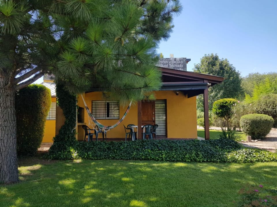 Complejo Los Cuatro Elfos Apartment in Cordoba Province