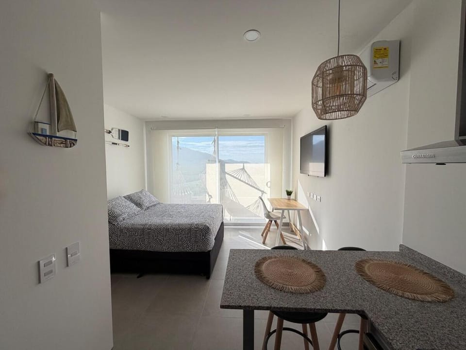 TV and multimedia, Photo of the whole room, Seating area, Bedroom