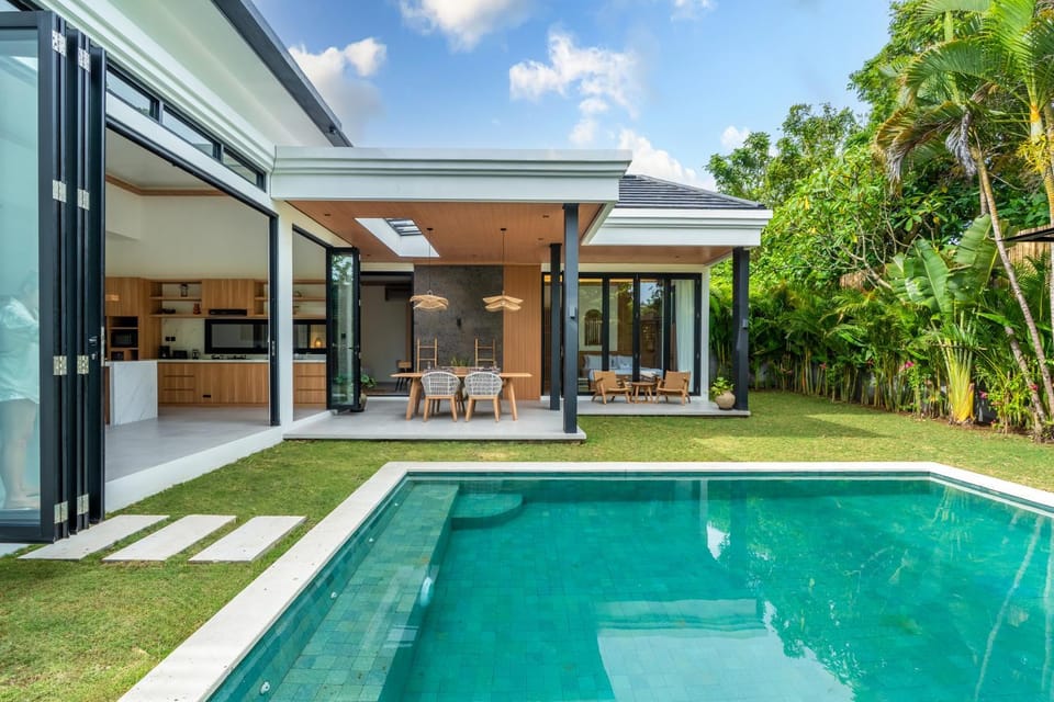 Garden, Swimming pool