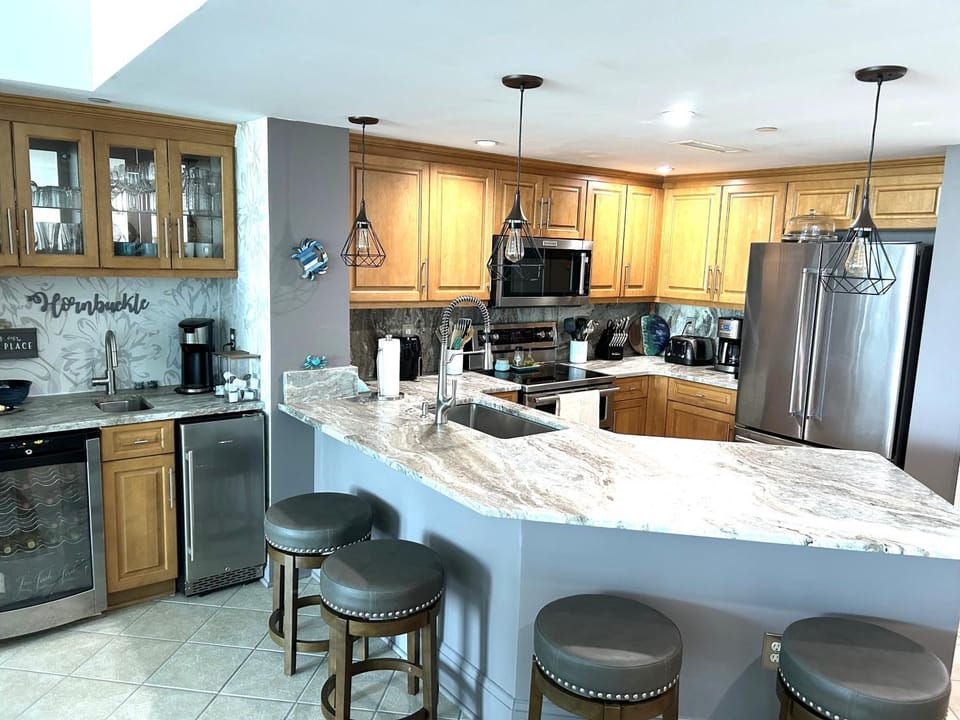 Kitchen or kitchenette, kitchen