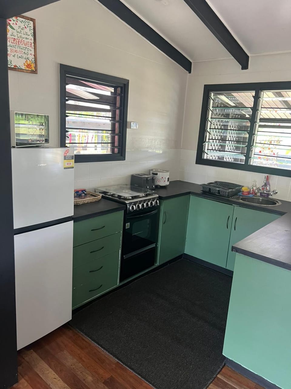 Kitchen or kitchenette, Communal kitchen, kitchen, kitchen