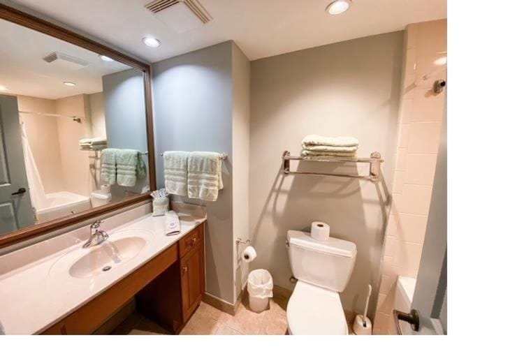 810 Kings Bounty Oceanfront 3 BR 3 BA Condo Mar Vista Grande Apartment in North Myrtle Beach