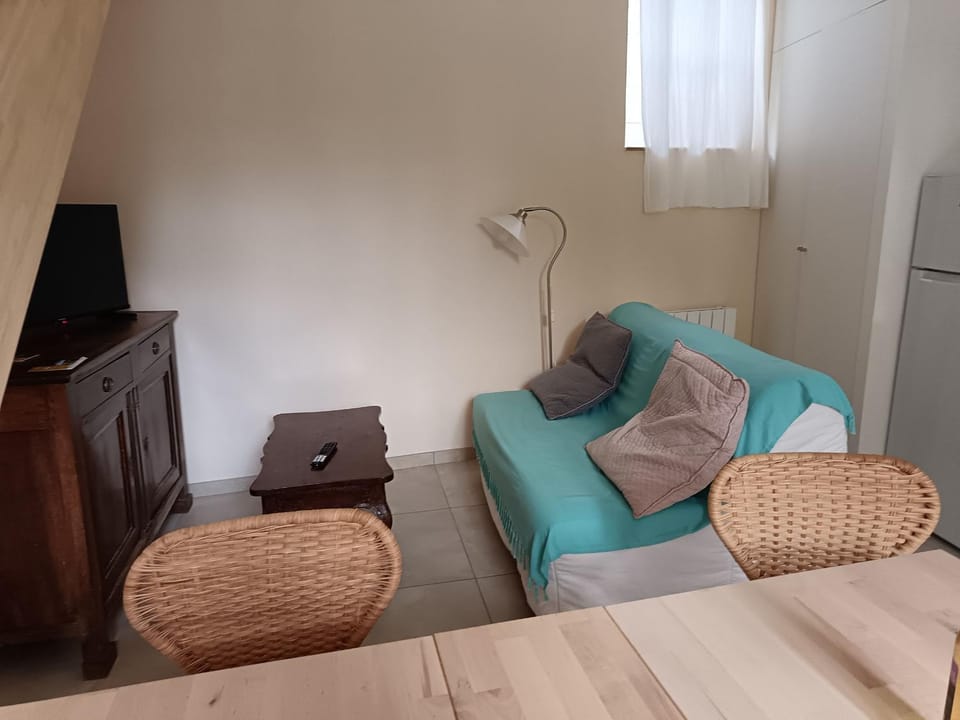 Maison rénovée à Mortagne-sur-Sèvre avec terrasse et WiFi - FR-1-426-599 House in Pays de la Loire