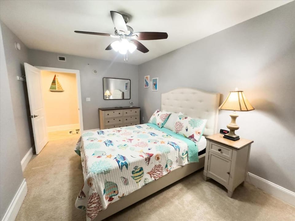 905 Endless Summer Oceanfront 3 BR 3 BA Condo Mar Vista Grande Apartment in North Myrtle Beach