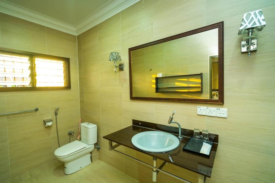 Spacious 4BR Corner with Pool Table House in Ipoh