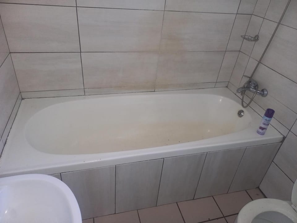 Bathroom, Bath