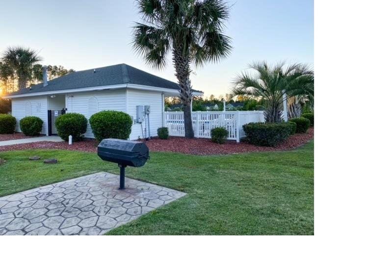 D2 Bishop on the Green 2 BR 2 BA Condo Colonial Charters Golf Course Apartment in Little River
