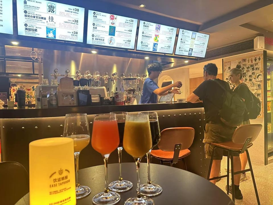 Dayin Youth Hostel - People's Square & Nanjing Road -Social Area -Bar -Café -Gym -Free Laundry Luggage Storage -24H Front Desk - English Service Hostel in Shanghai