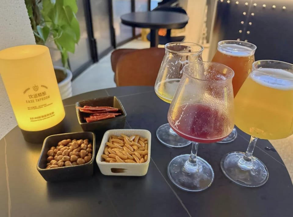 Dayin Youth Hostel - People's Square & Nanjing Road -Social Area -Bar -Café -Gym -Free Laundry Luggage Storage -24H Front Desk - English Service Hostel in Shanghai
