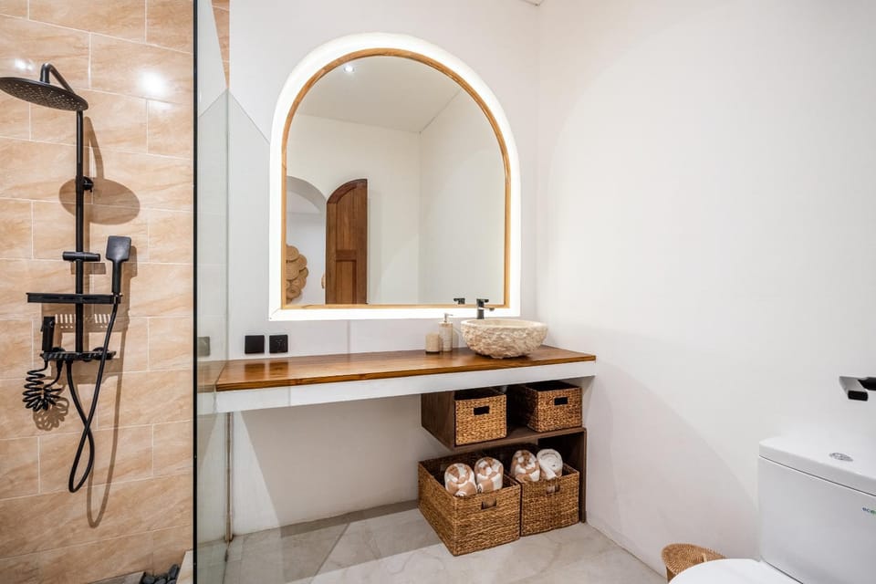 Shower, Bathroom, towels