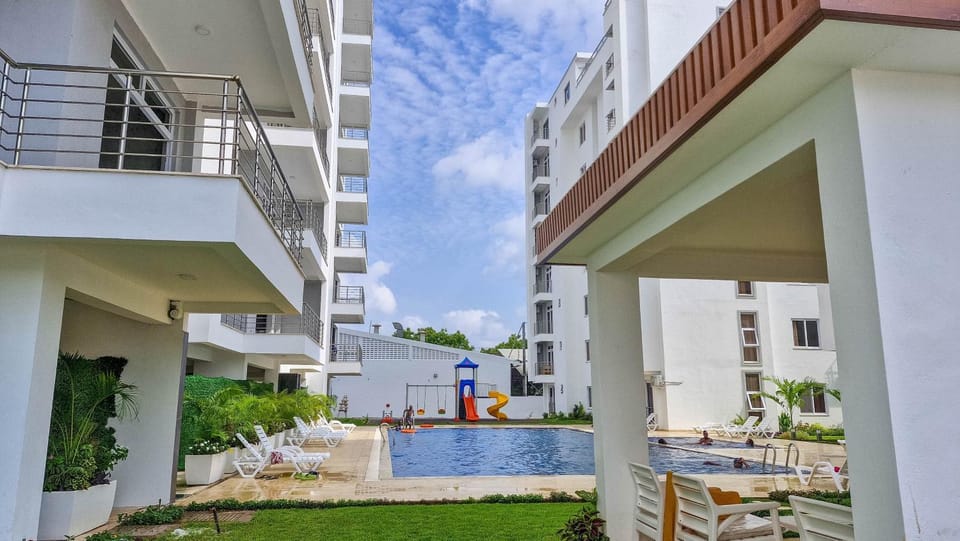 SEAVIEW PENTHOUSE STUDIO APARTMENT IN Nyali, MOMBASA Apartment in Mombasa