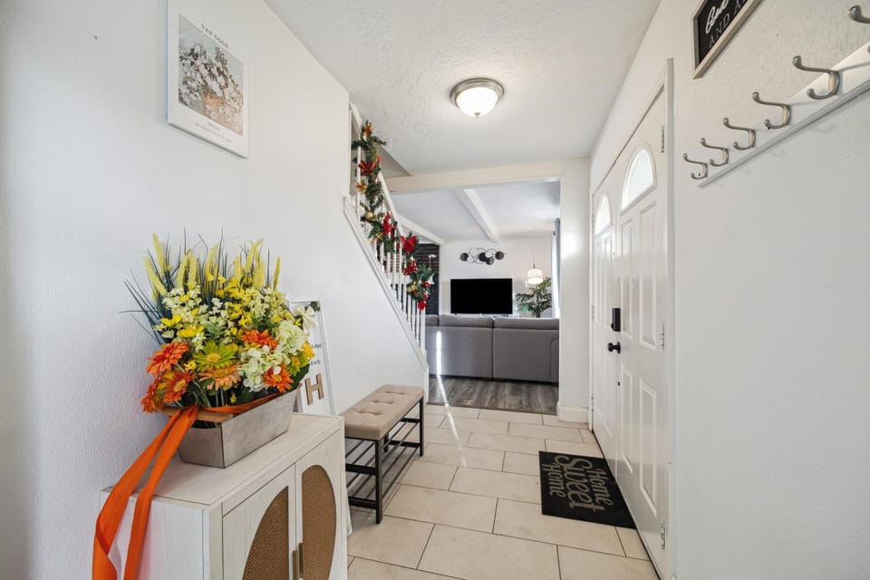 SpaceZ House in Mission Bend