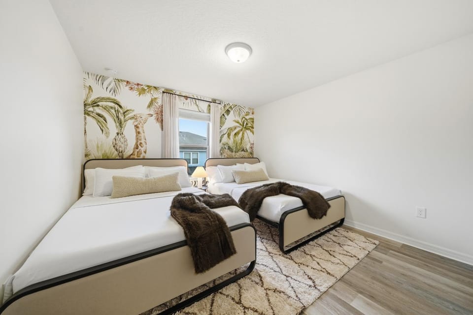 Bed, Photo of the whole room, Bedroom