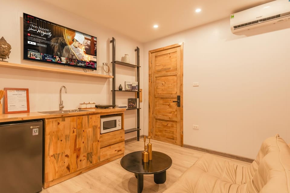 Homestay CHẤT- Hoan Kiem Lake, Self Check Apt Apartment in Hanoi