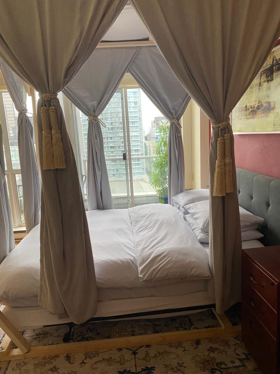 Bed, Living room, Bedroom
