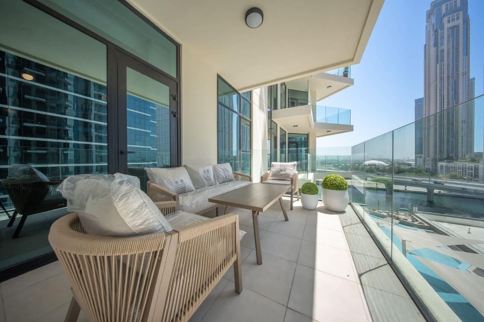 StayShort - Lavish 2BR in Business Bay Ideal for 6 Apartment in Dubai