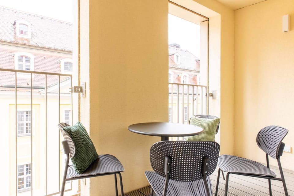 Balcony/Terrace, Dining area