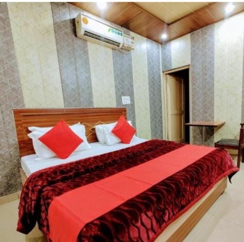 Hotel grand Hotel in Punjab, India