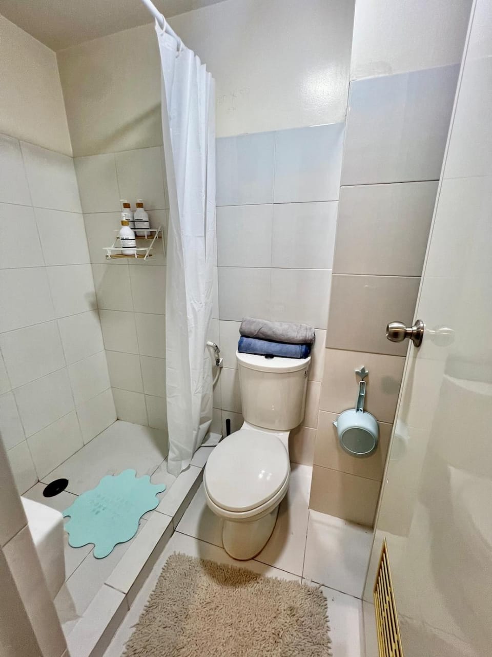 Jin's Jaunt Apartment in Muntinlupa