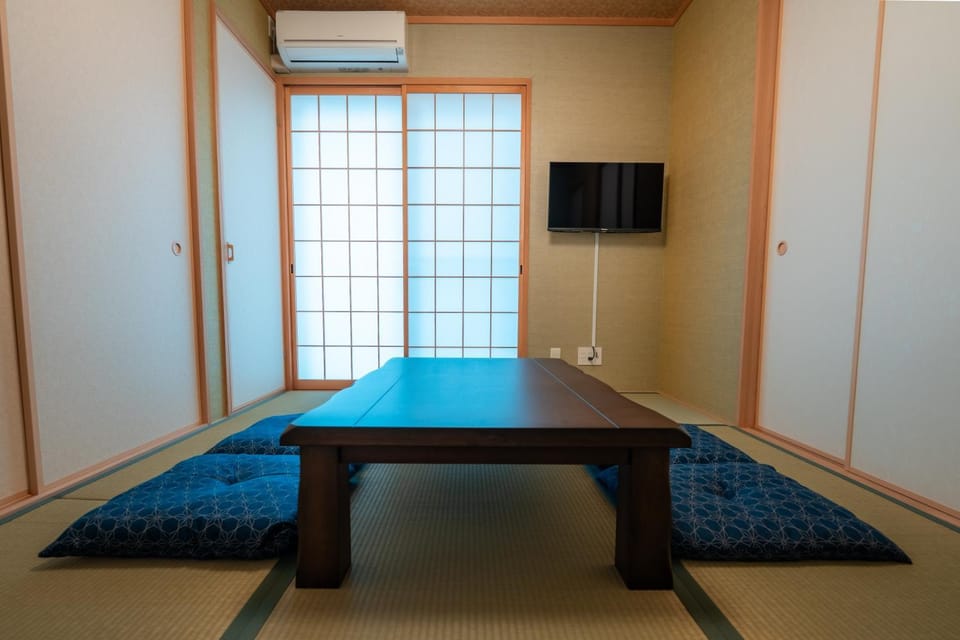 TV and multimedia, Seating area
