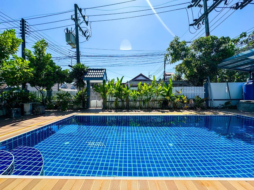 Soulful Stay Phuket l Phanason Park Ville 1 Near Kathu Waterfall Villa in Kathu
