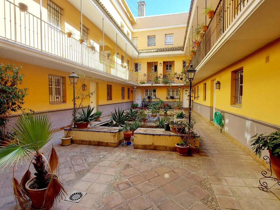 San Bernardo Lux + Parking Apartment in Seville