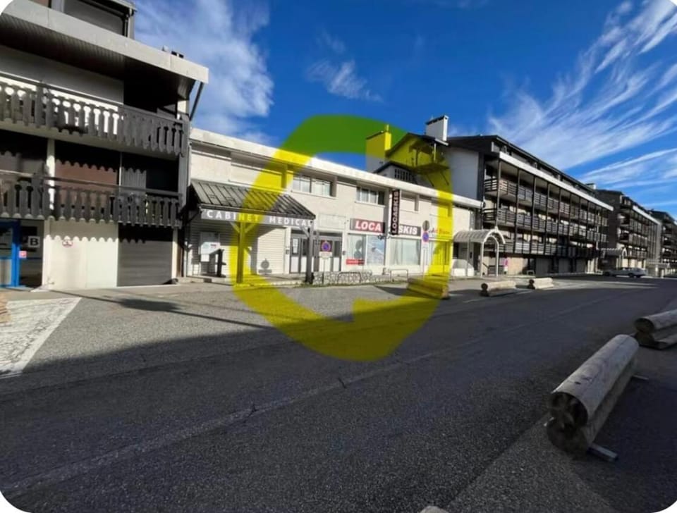 Studio Armazan Vert Apartment in Saint-Lary-Soulan