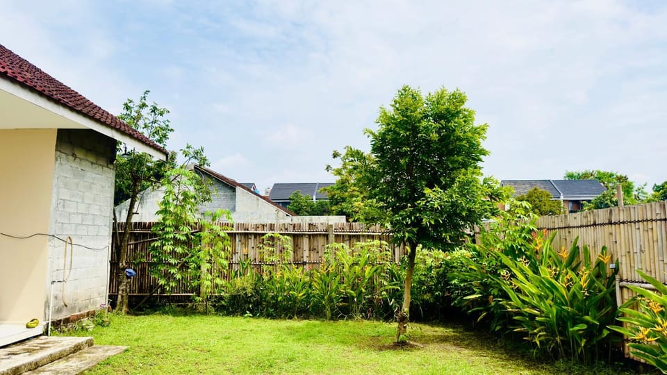 Day, Garden