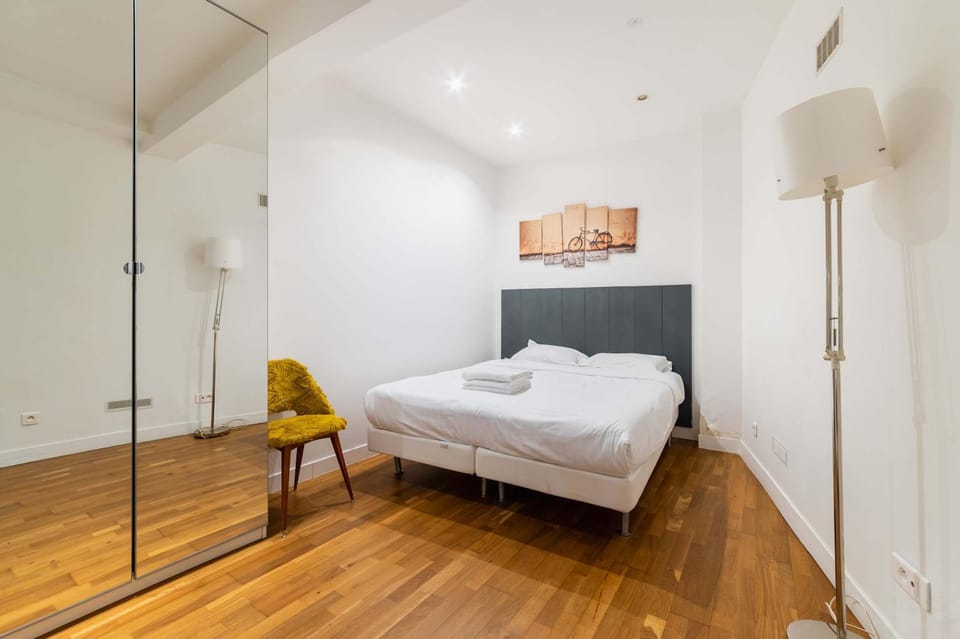 Loft moderne face jardin des plantes - 4P Apartment in Paris