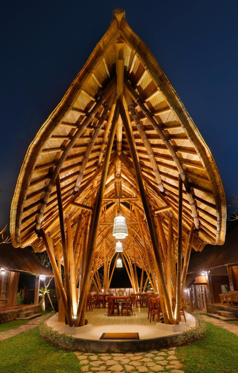 Restaurant/places to eat, Communal lounge/ TV room